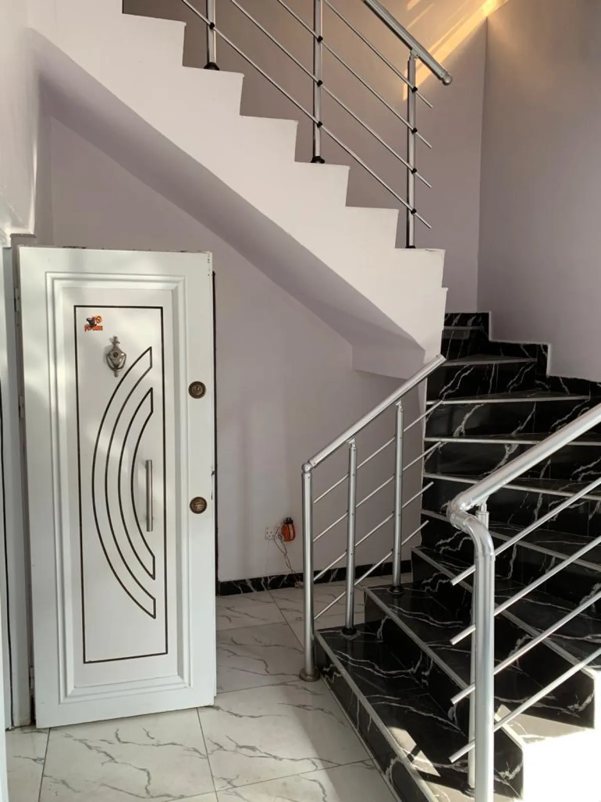 Luxury 4Bedroom Terrace duplex Ikota Lekki - Image 3
