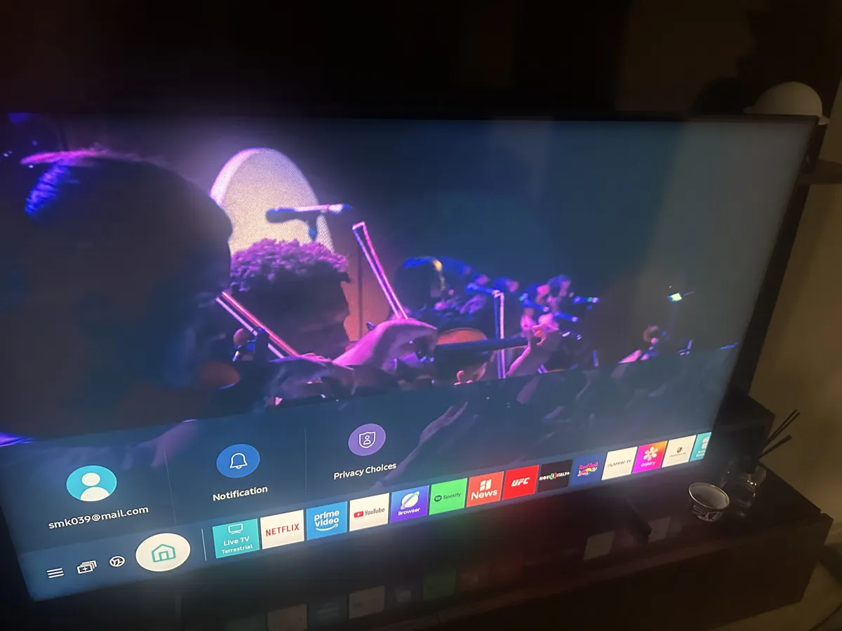 2021 Samsung Qled Q65A Series 50 inches - Image 1