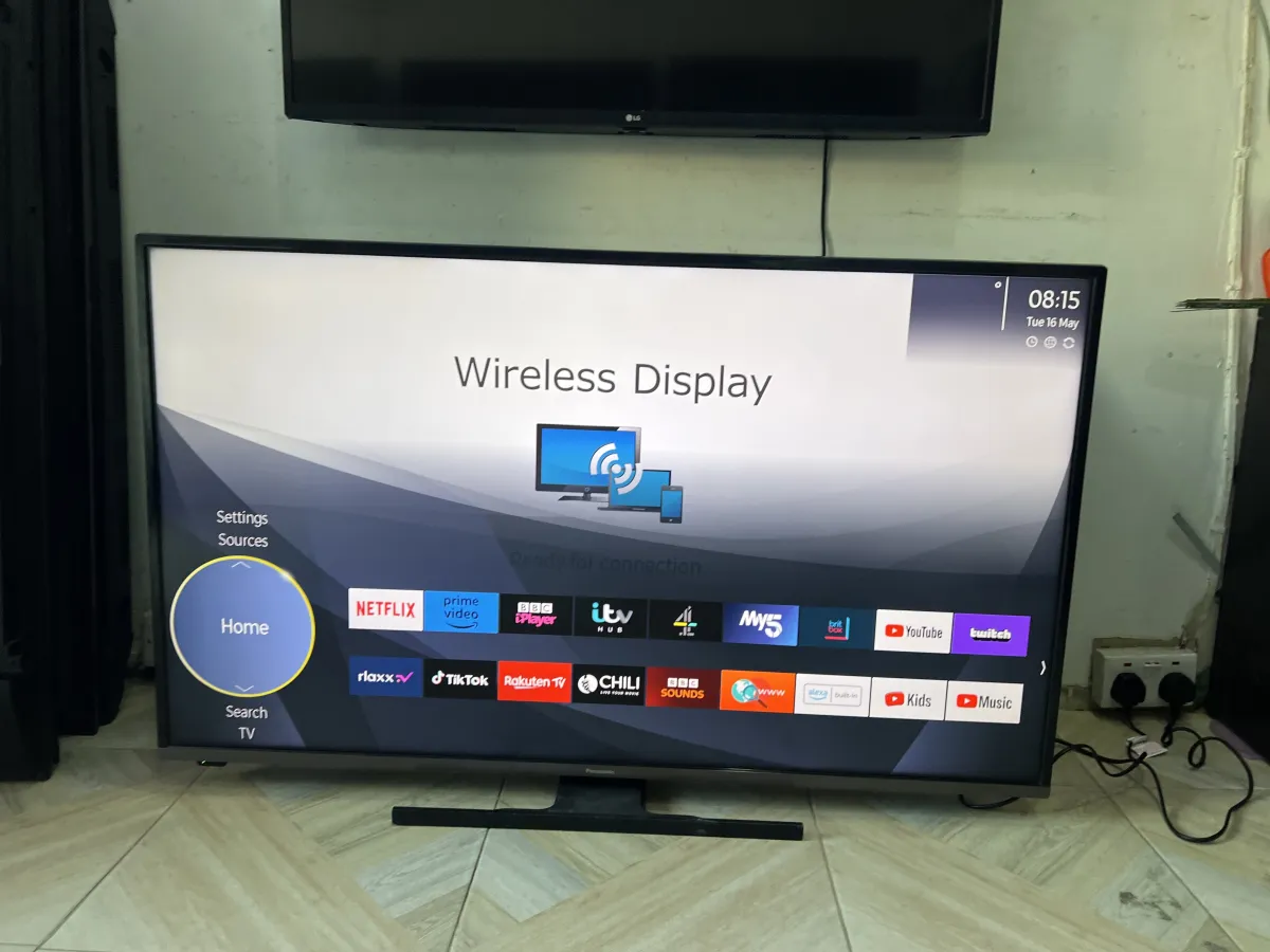 Panasonic 50 inches 4k ultra smart tv with free Netflix acct - Image 3