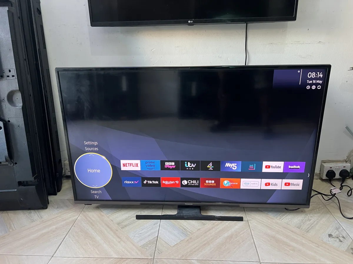 Panasonic 50 inches 4k ultra smart tv with free Netflix acct - Image 6