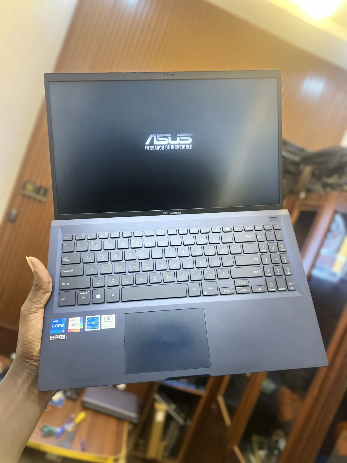 Asus core i5 11th gen (16gb ram 256gb ssd - Image 1