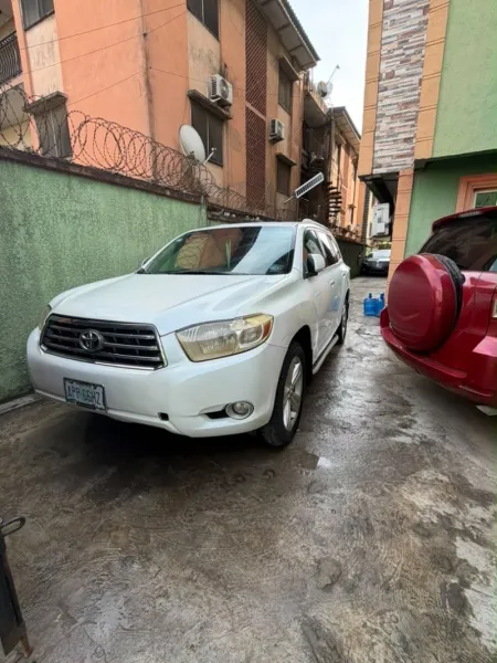 2024 EntryFirst User 2009 Toyota Highlander Limited (First Body)