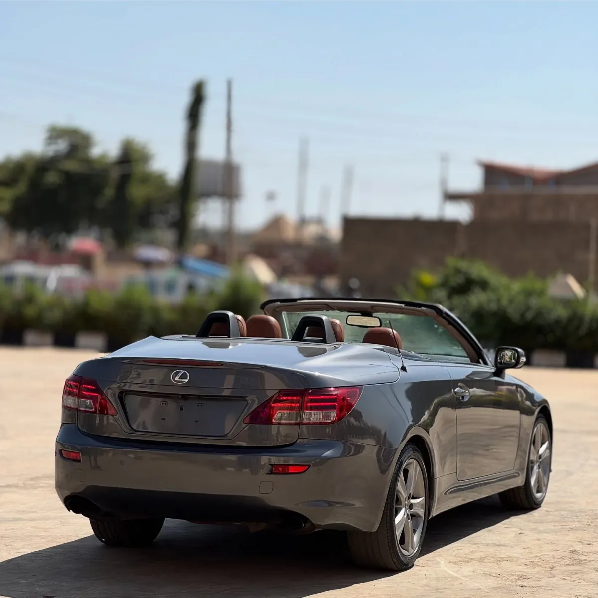Lexus IS 250 2010 - Image 2