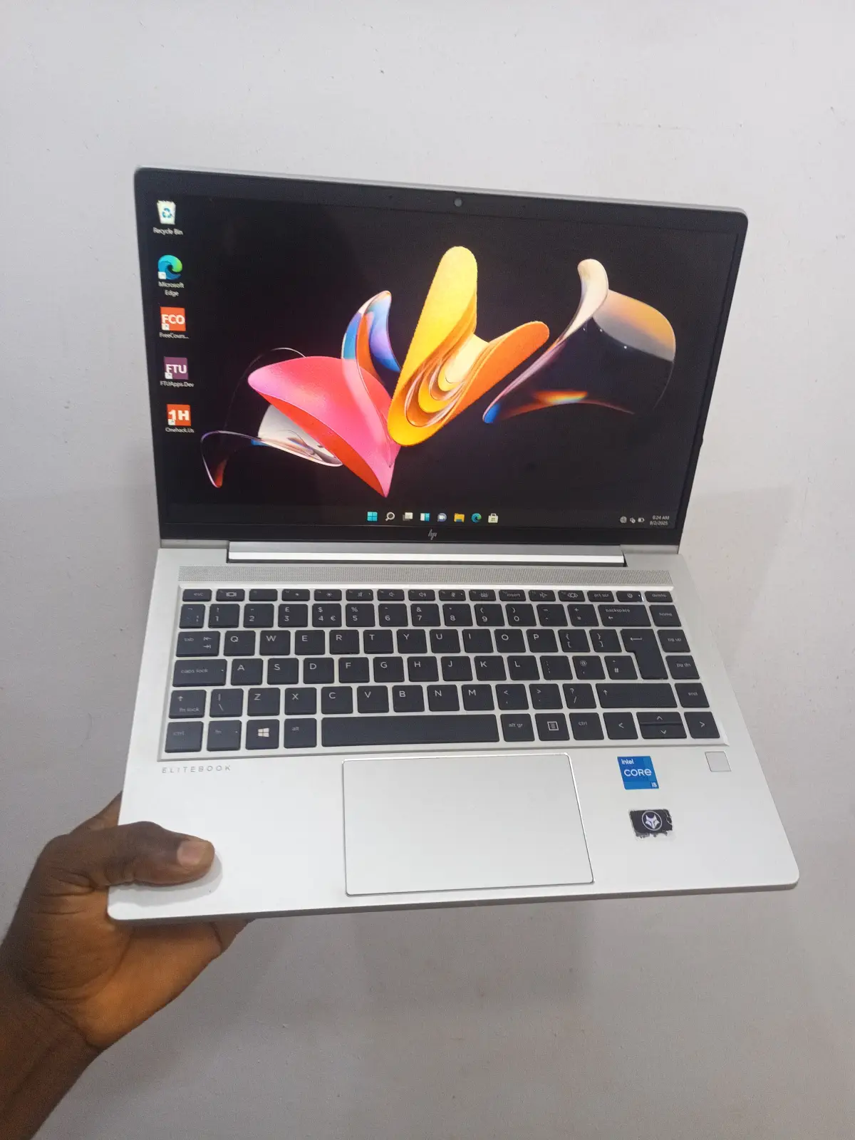 HP Elitebook 64 G9 - Image 3