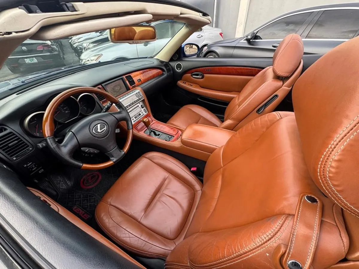 Lexus SC 430 - Image 5