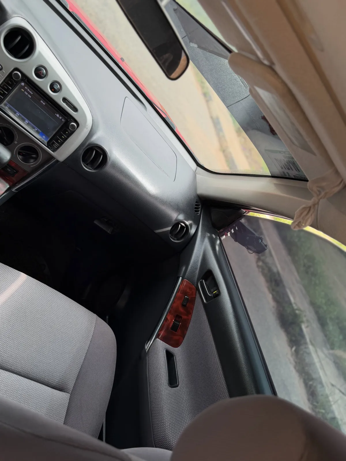 Toyota Pontiac Vibe - Image 10