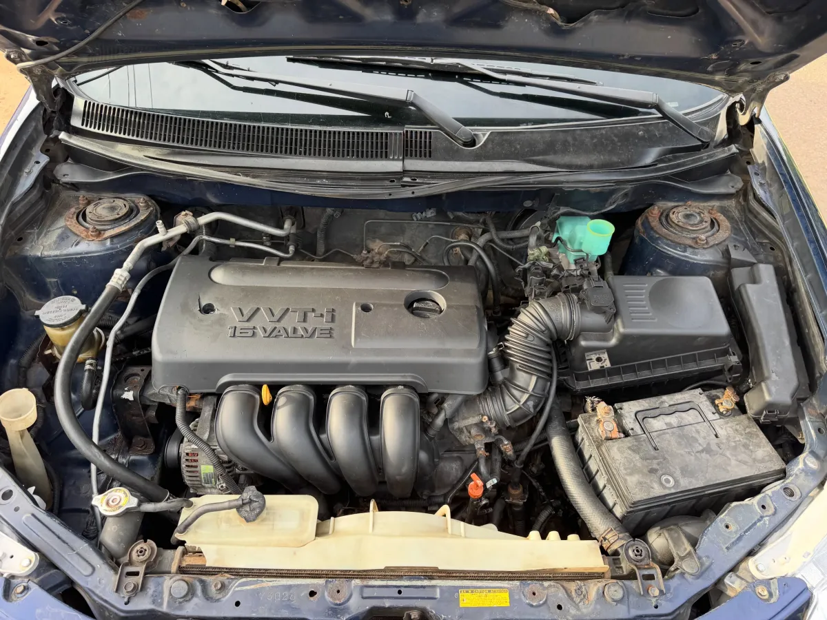 Pontiac Vibe Blue - Image 3