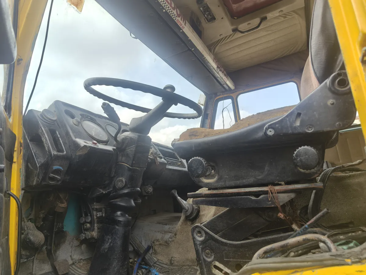 Truck Cap and Chassis for sale - Image 2