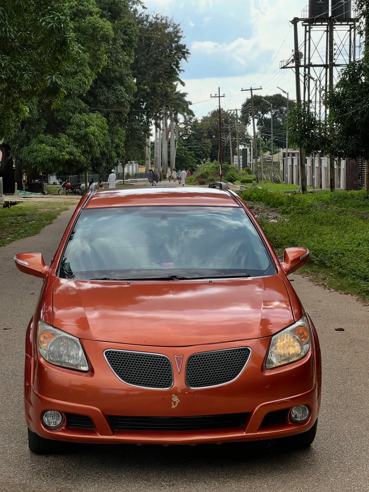 Nice Pontiac Vibe - Image 1