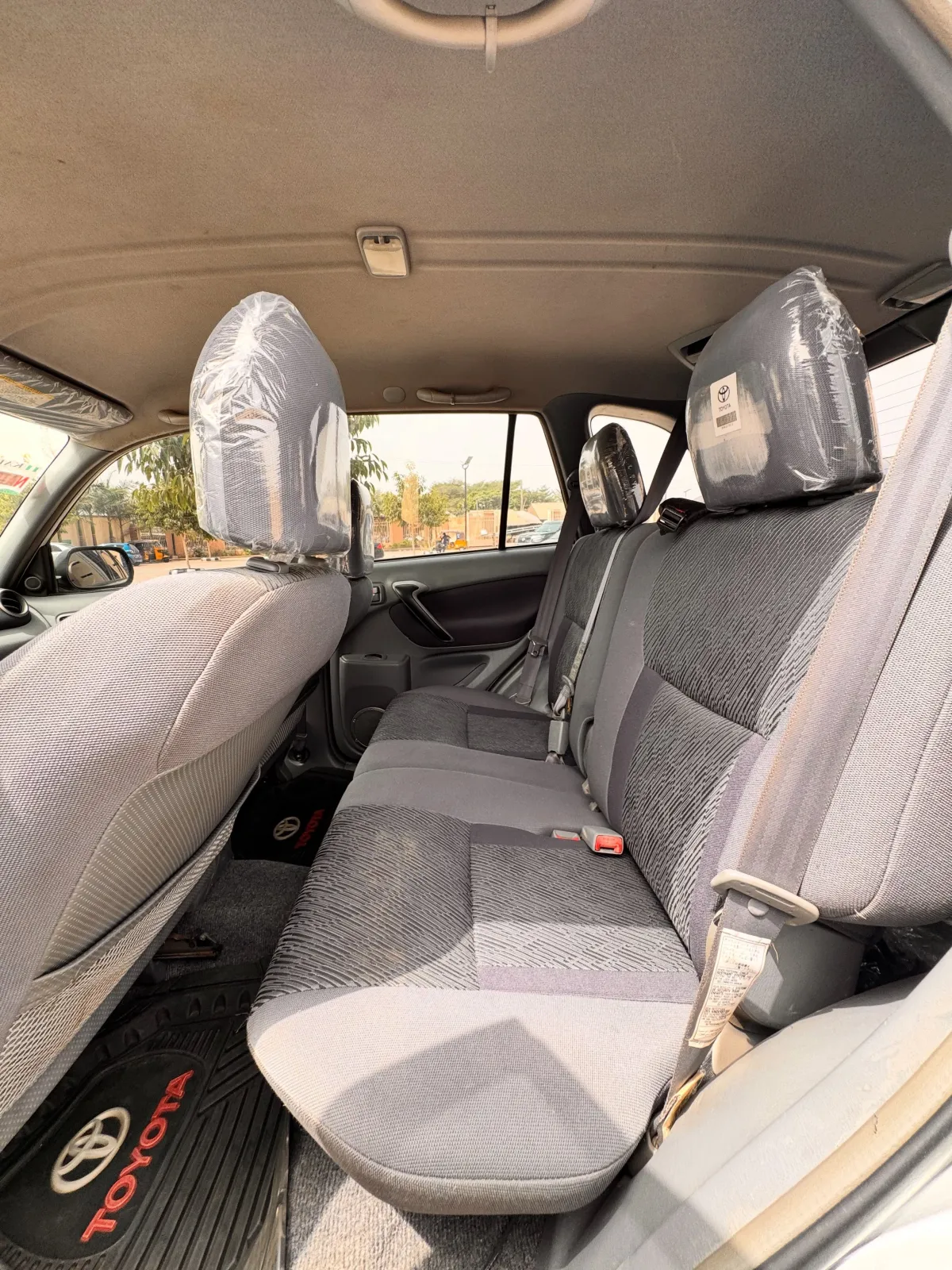 Toyota Rav4 2005 - Image 4
