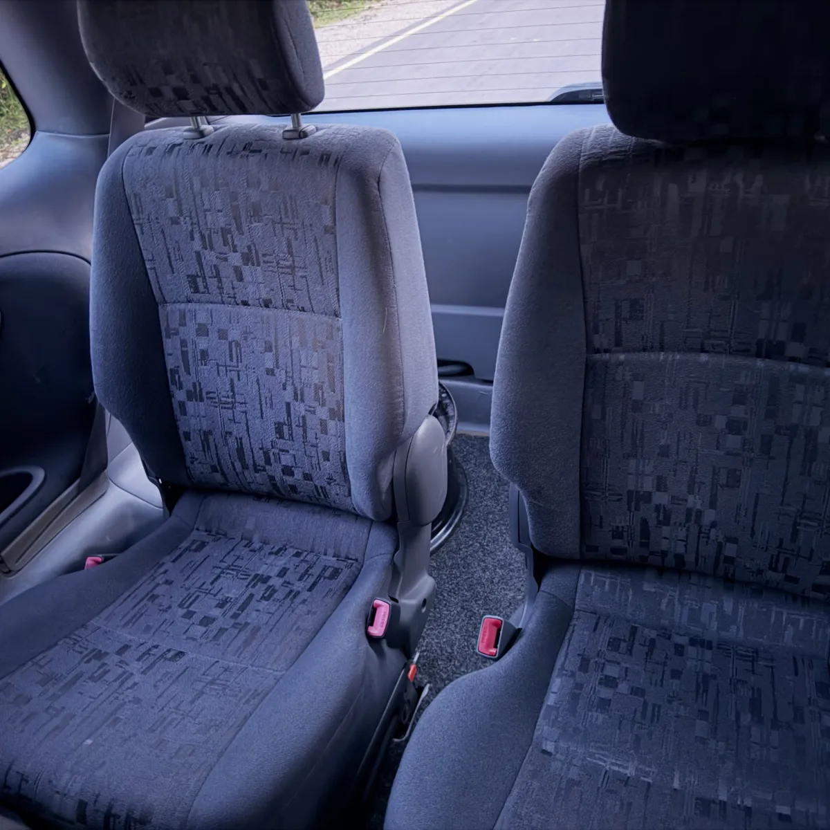 Tokunbo Toyota Previa - Image 4