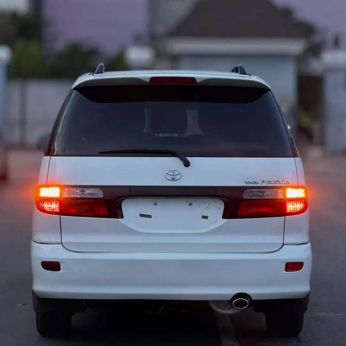 Tokunbo Toyota Previa - Image 5