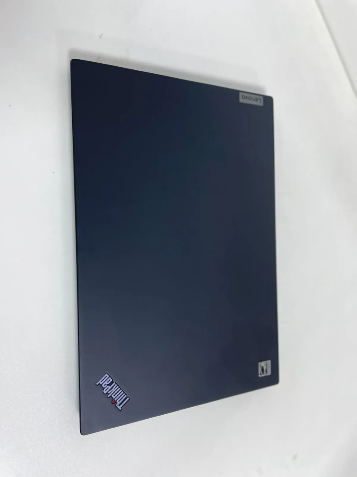 Lenovo T14s Gen 2a - Image 3