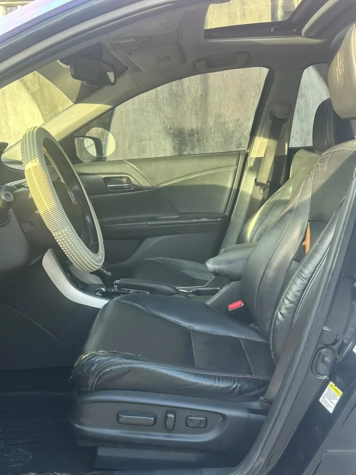 Honda Accord 2014 modelFirst body pan wrapped Untouched engine and gearChil - Image 5