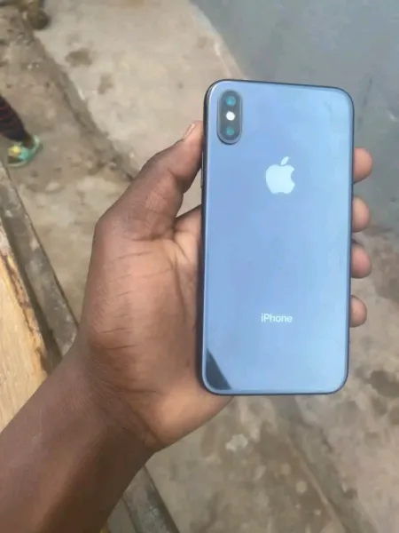 available iPhone XR