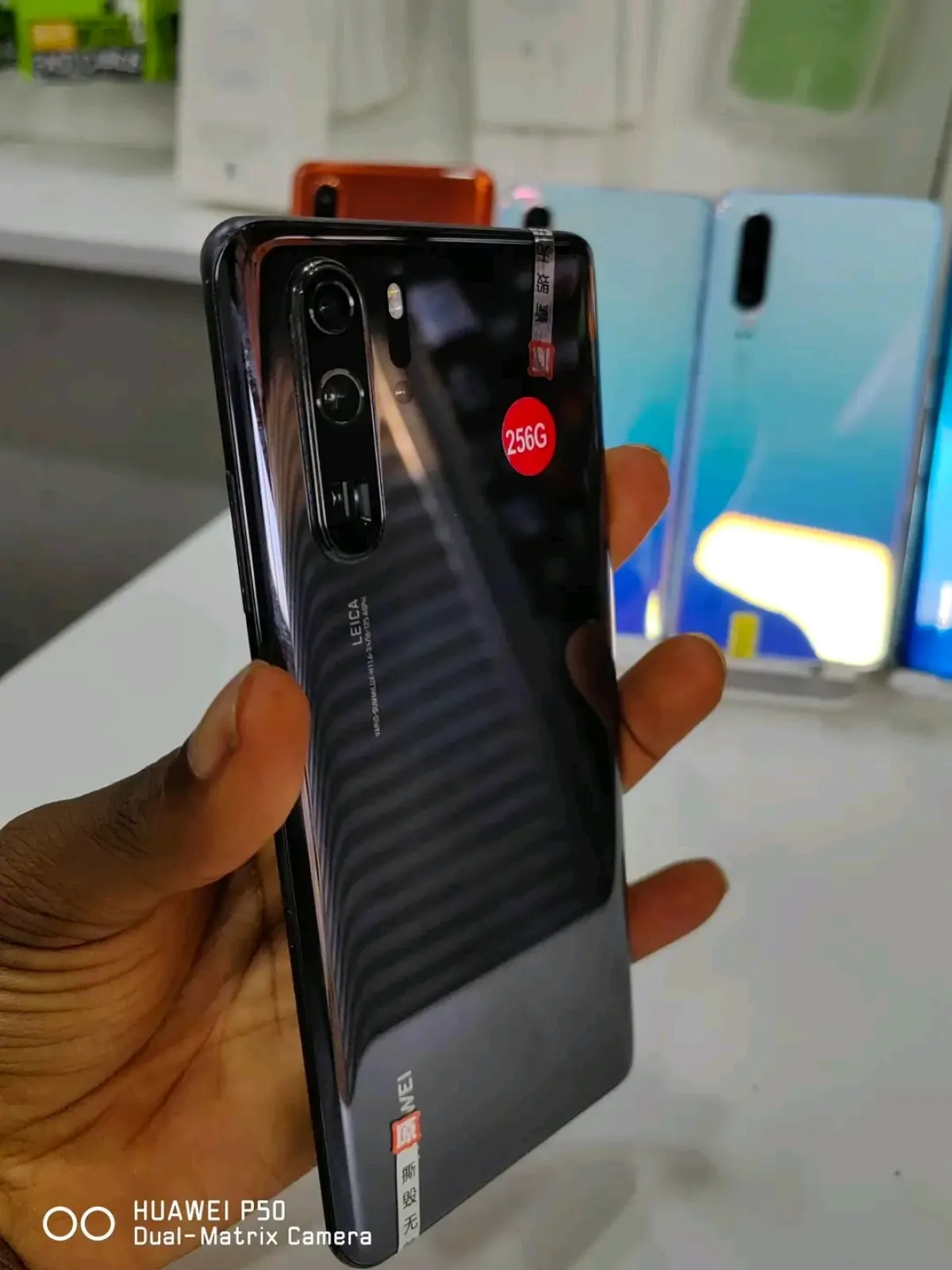 available Huawei p30 pro - Image 3