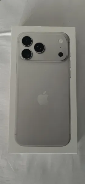 iPhone 18 pro max 256gb