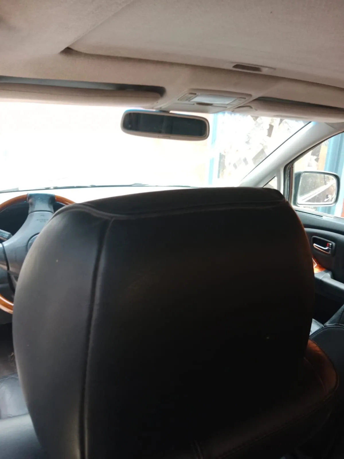 Lagos Cleared Foreign Used 2003 Lexus RX300(Accident Free) - Image 3