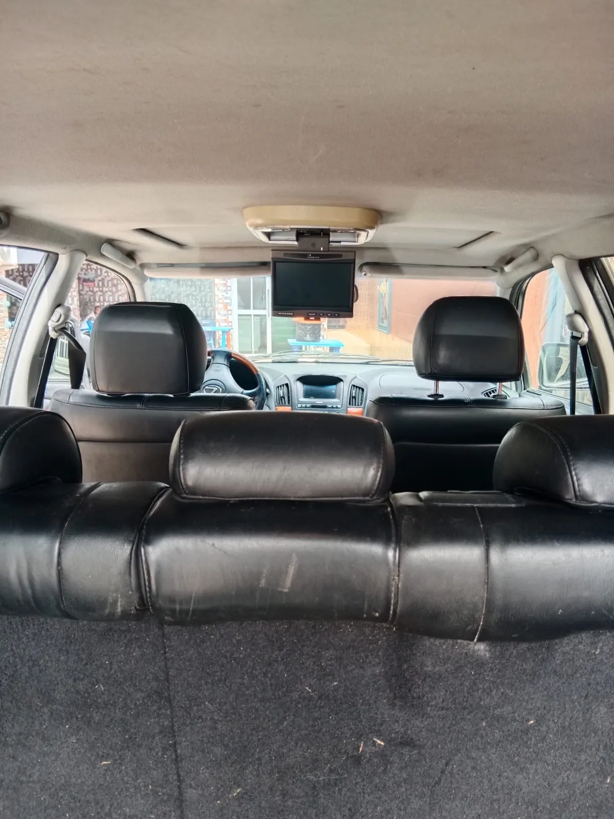 Lagos Cleared Foreign Used 2003 Lexus RX300(Accident Free) - Image 8