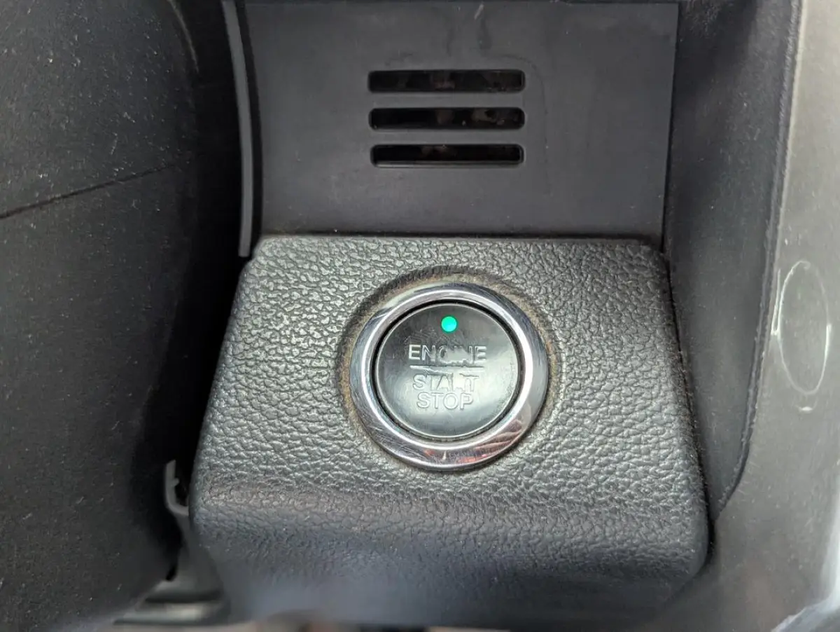 Ford Hilux 2021 - Image 9