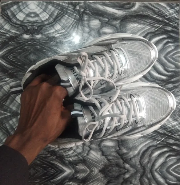 WANWEISI Silver Sneakers Size 45