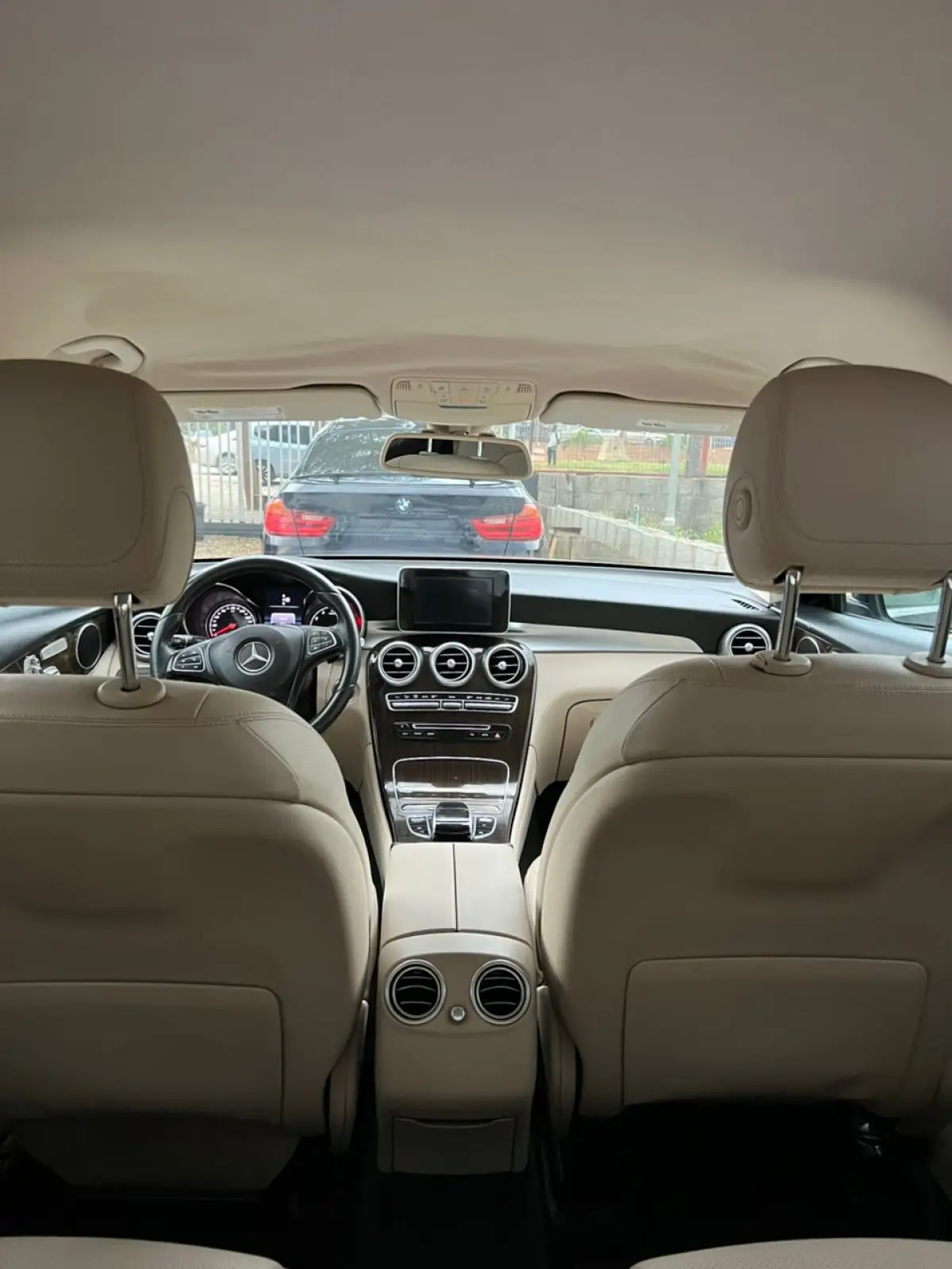 DIRECT BELGIUM 🇧🇪 MERCEDES BENZ GLC 2016 MODEL FULLEST OPTION - Image 7