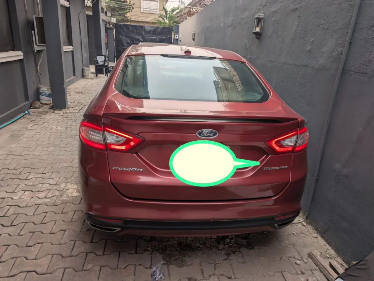 Ford Fusion 2014 Red - Image 1