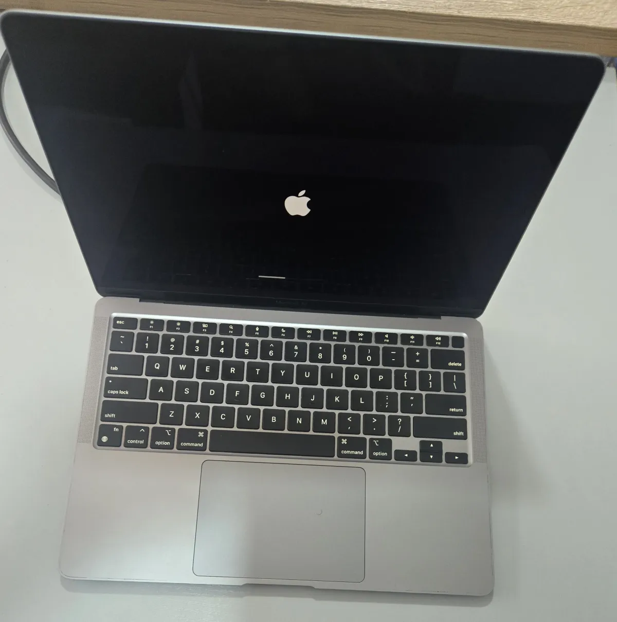 MacBook air - Image 3