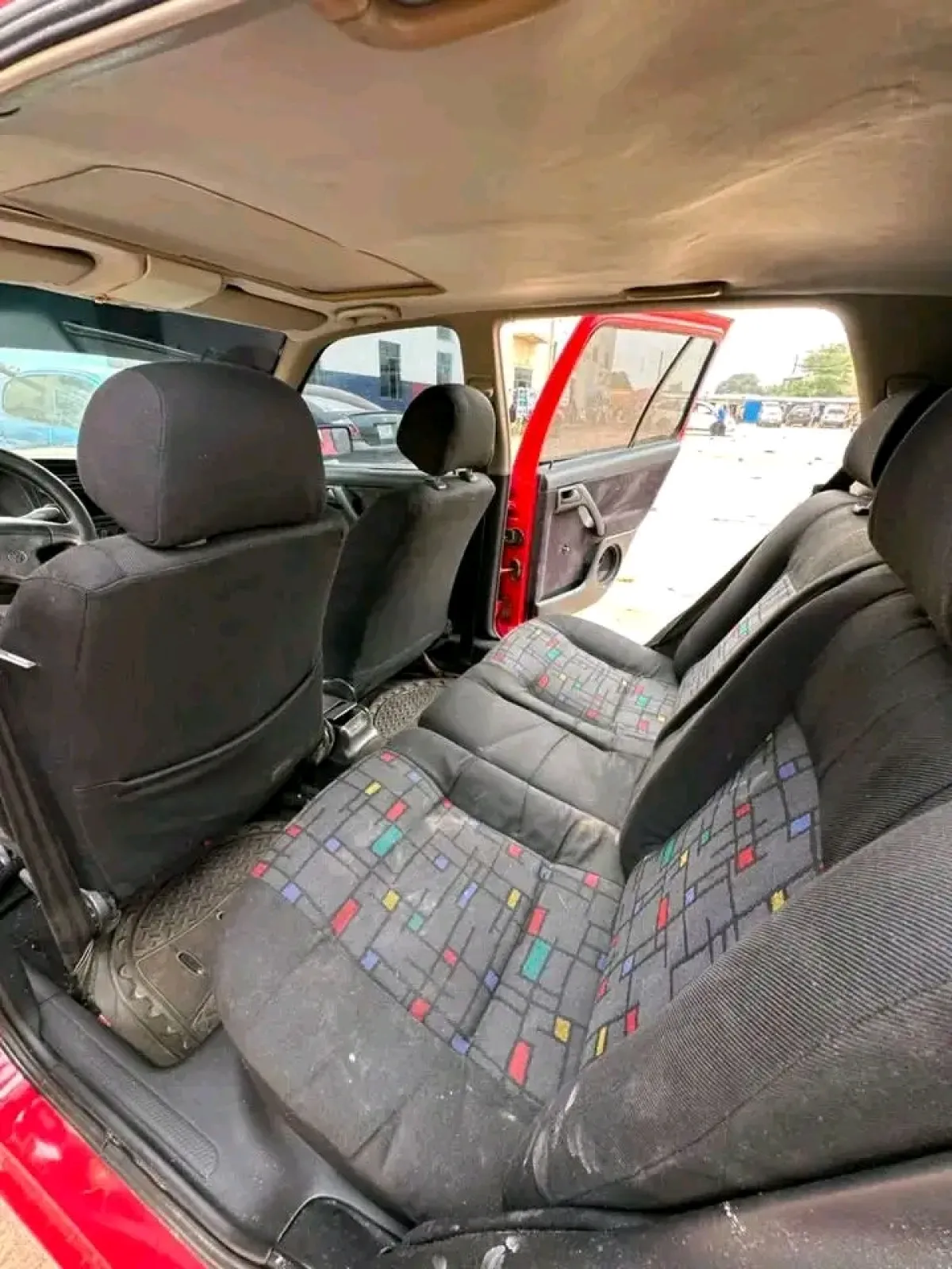Very neat Volkswagen Golf3 for sale - Image 3