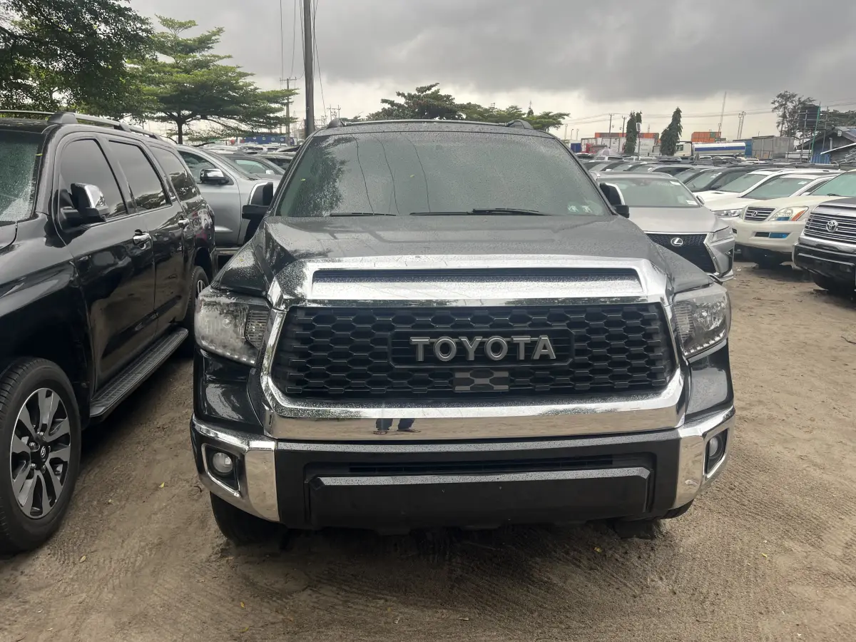 Foreign Used 2013 Toyota sequoia for sale - Image 2