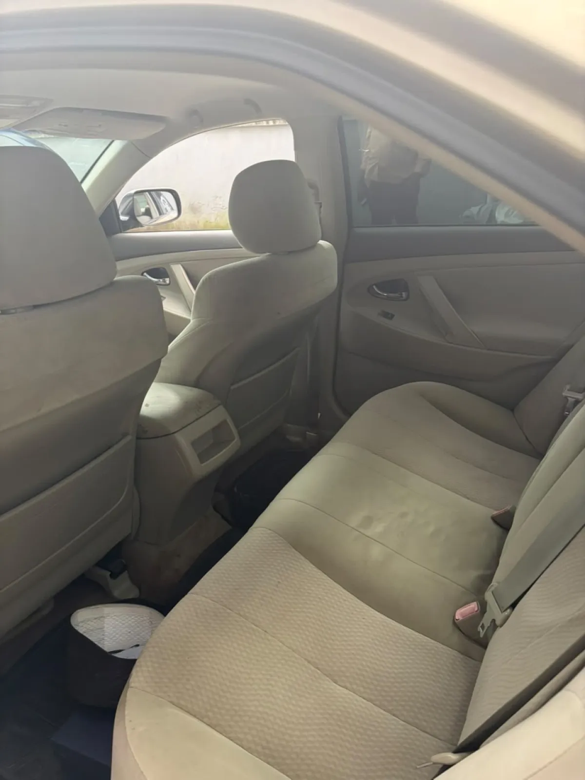 Toyota Camry LE 2010 - Image 6