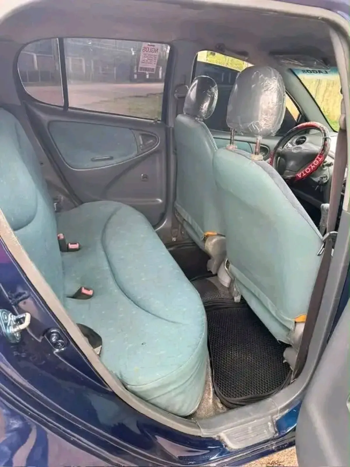 Toyota 2004 Yaris for sale - Image 4