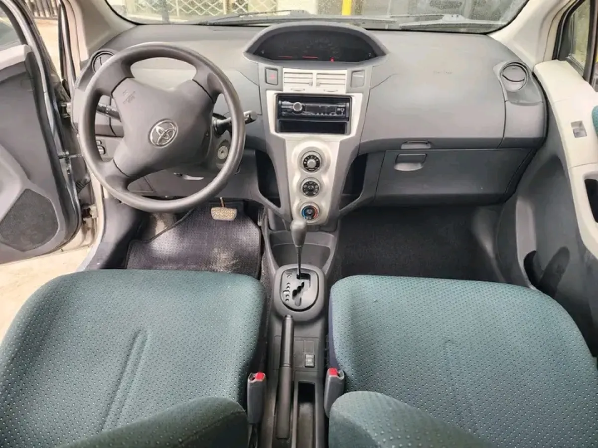 Toyota Yaris For Sale - Image 3