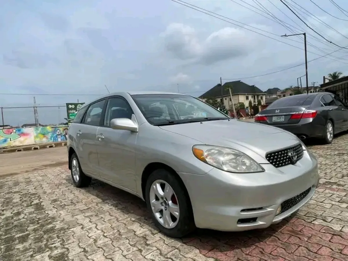 2004 Toyota Matrix For Sale - Image 2