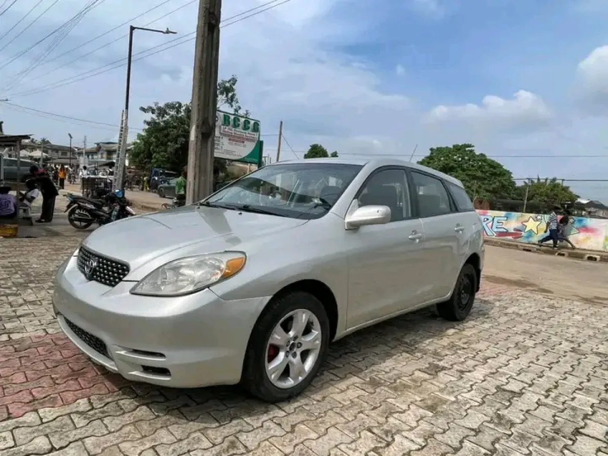 2004 Toyota Matrix For Sale - Image 3