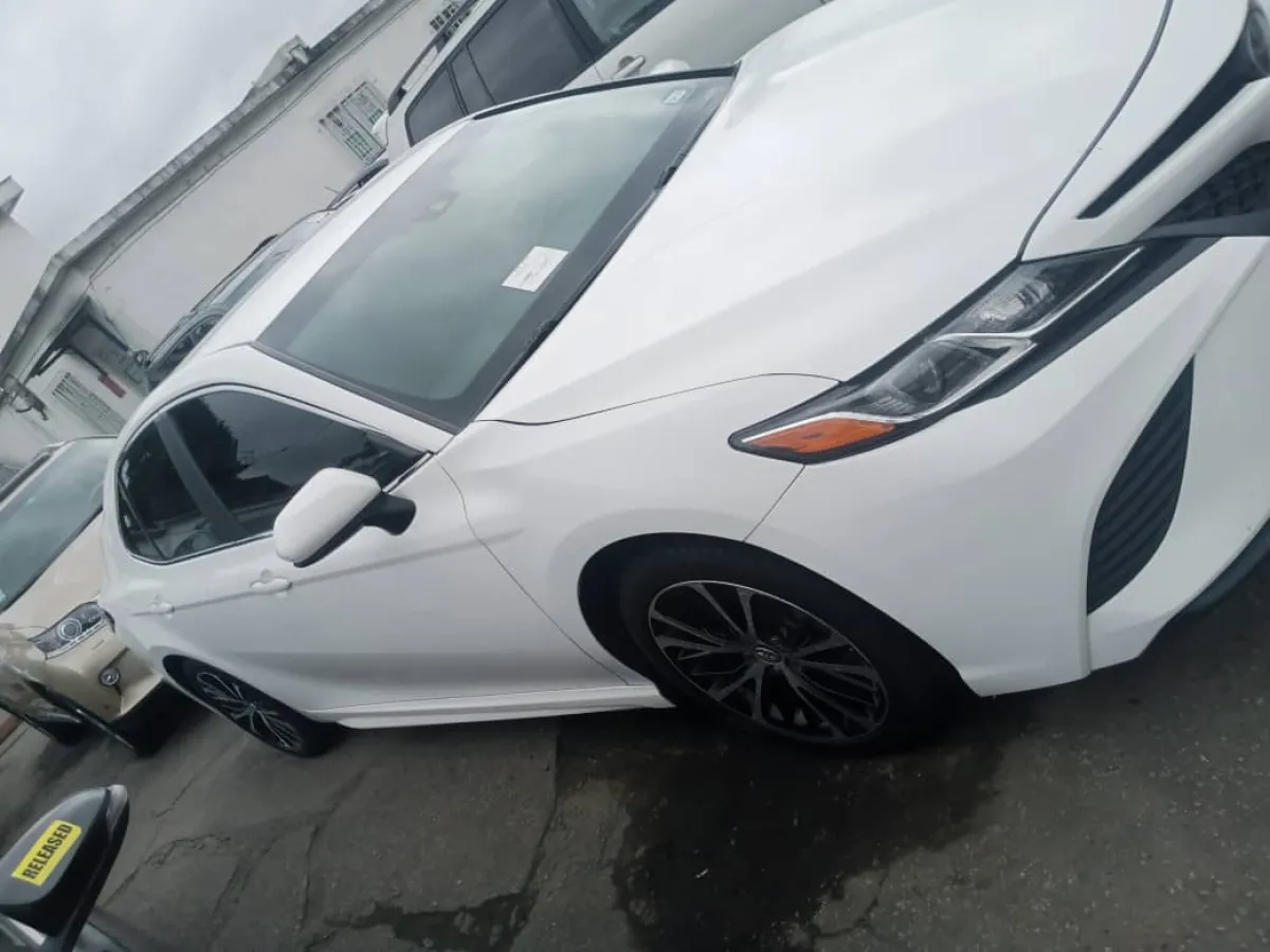 Toyota Camry 2022 for sale - Image 5