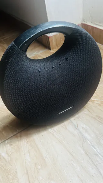 HK Onyx Studio 6