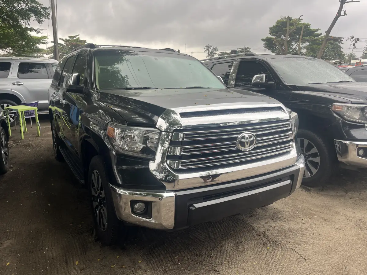 Foreign Used 2014 Toyota sequoia - Image 1