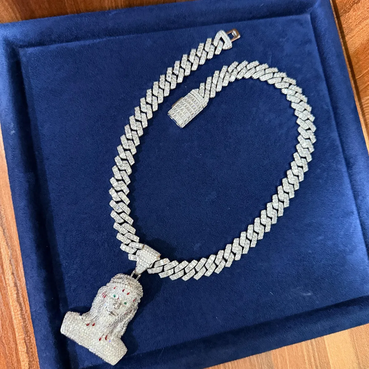 Hand and neck chain - Image 5