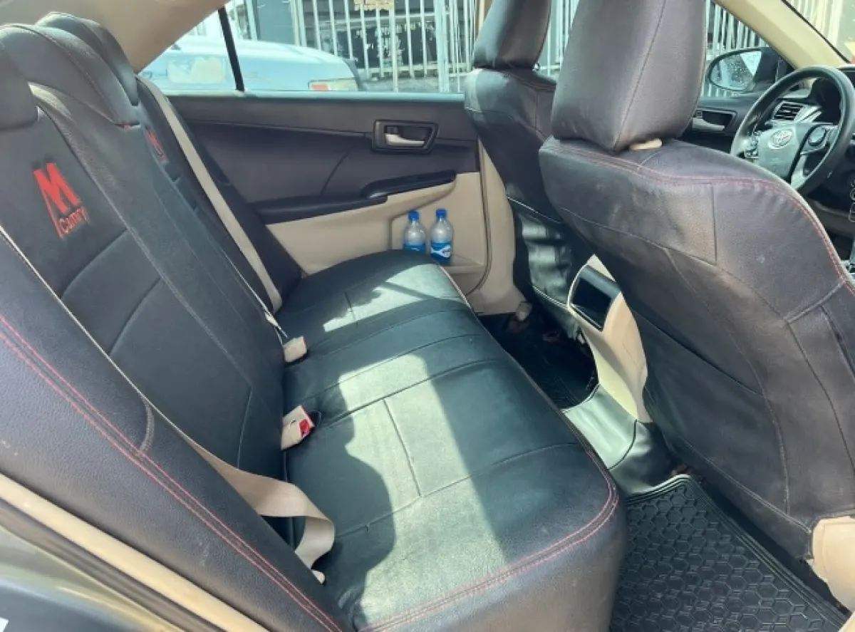 Toyota Camry 2012 model - Image 3