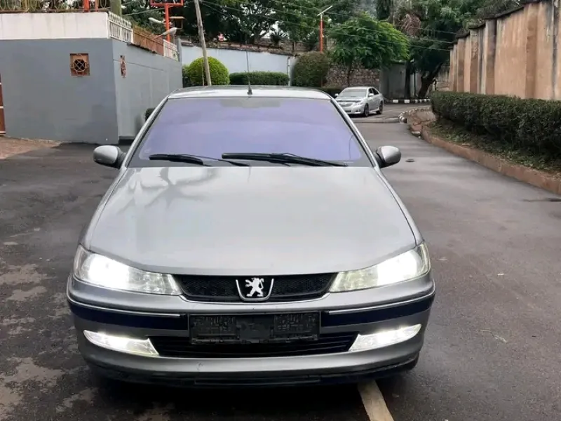Peugeot 406