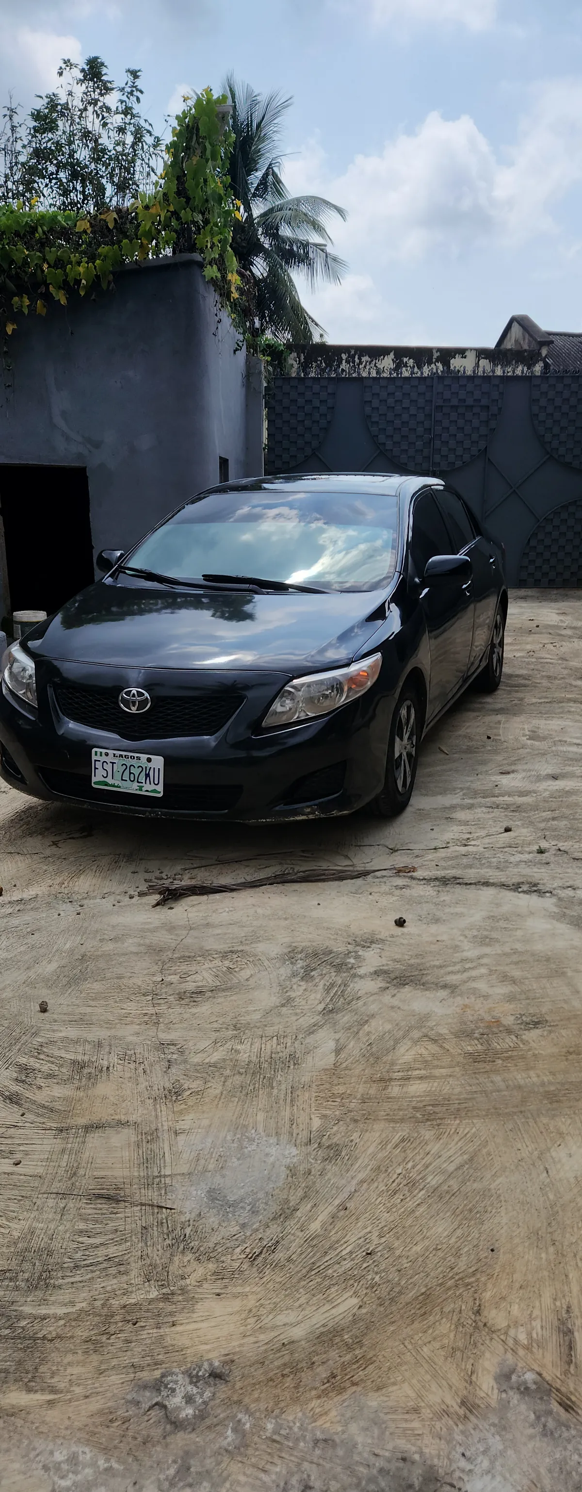 Toyota corolla for sale! - Image 2