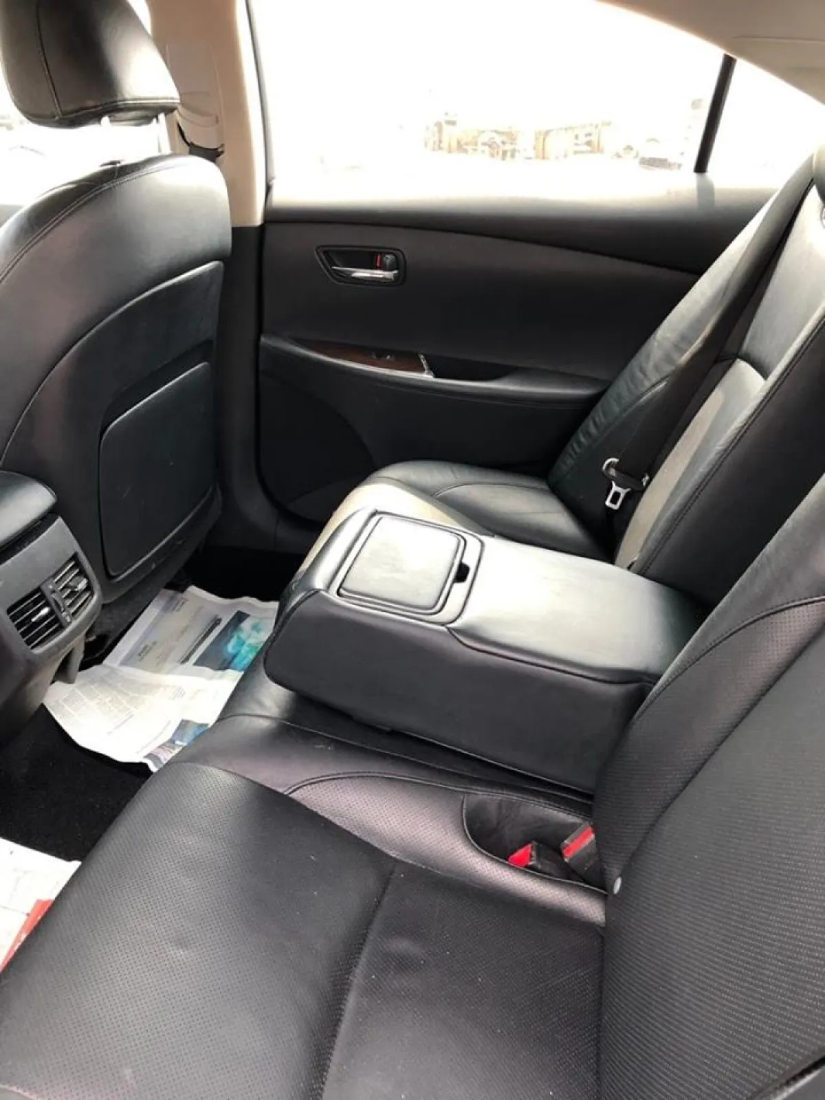 Tokunbo 2011 Lexus ES350 AWD Sedan - - Image 4