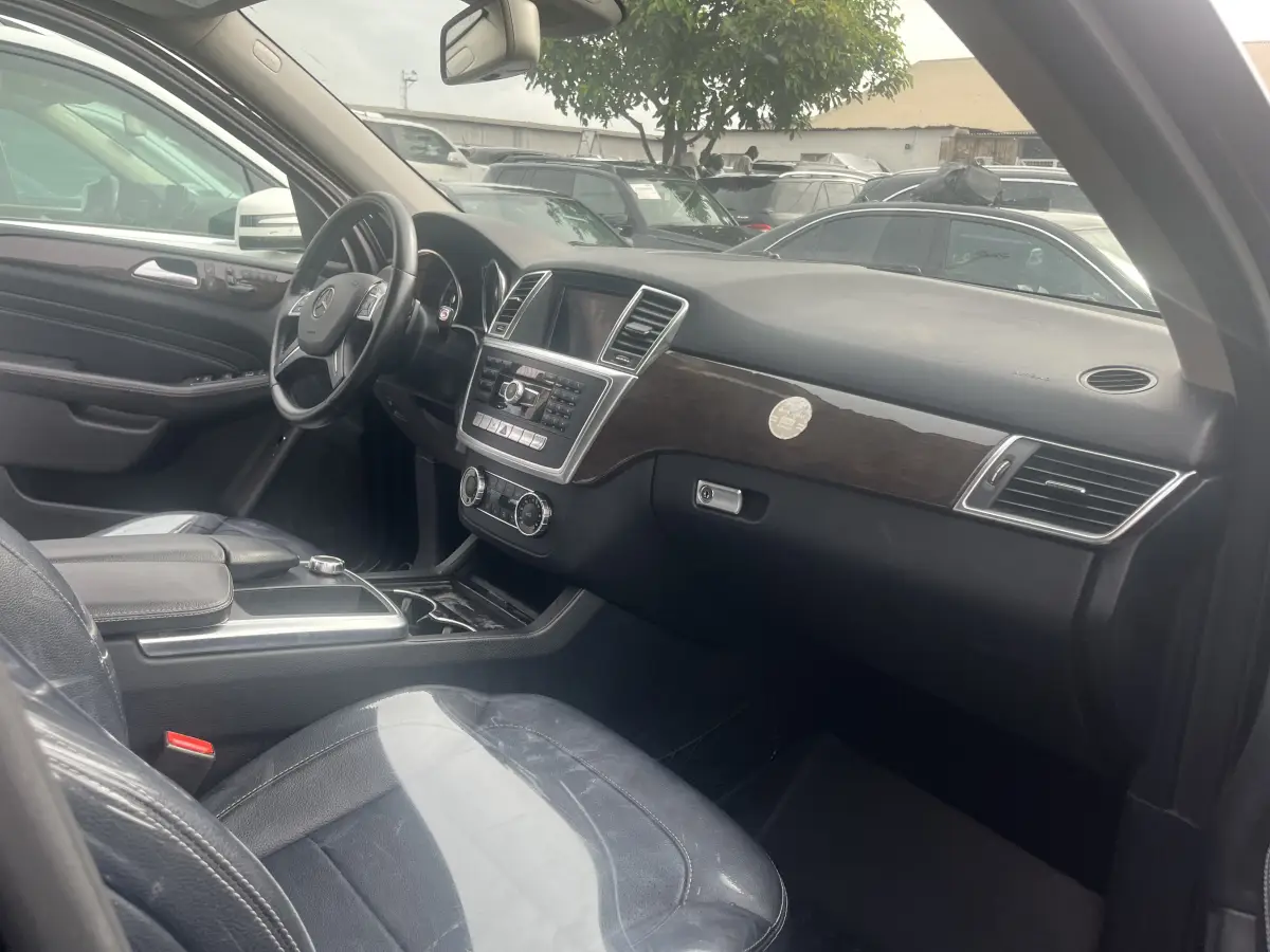 Foreign Used 2015 Mercedes Benz Ml350 - Image 4