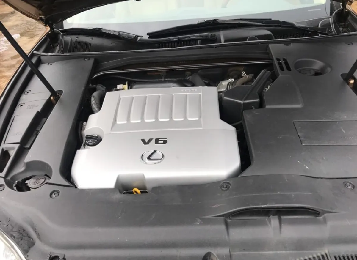 Lexus ES 350 - Image 4