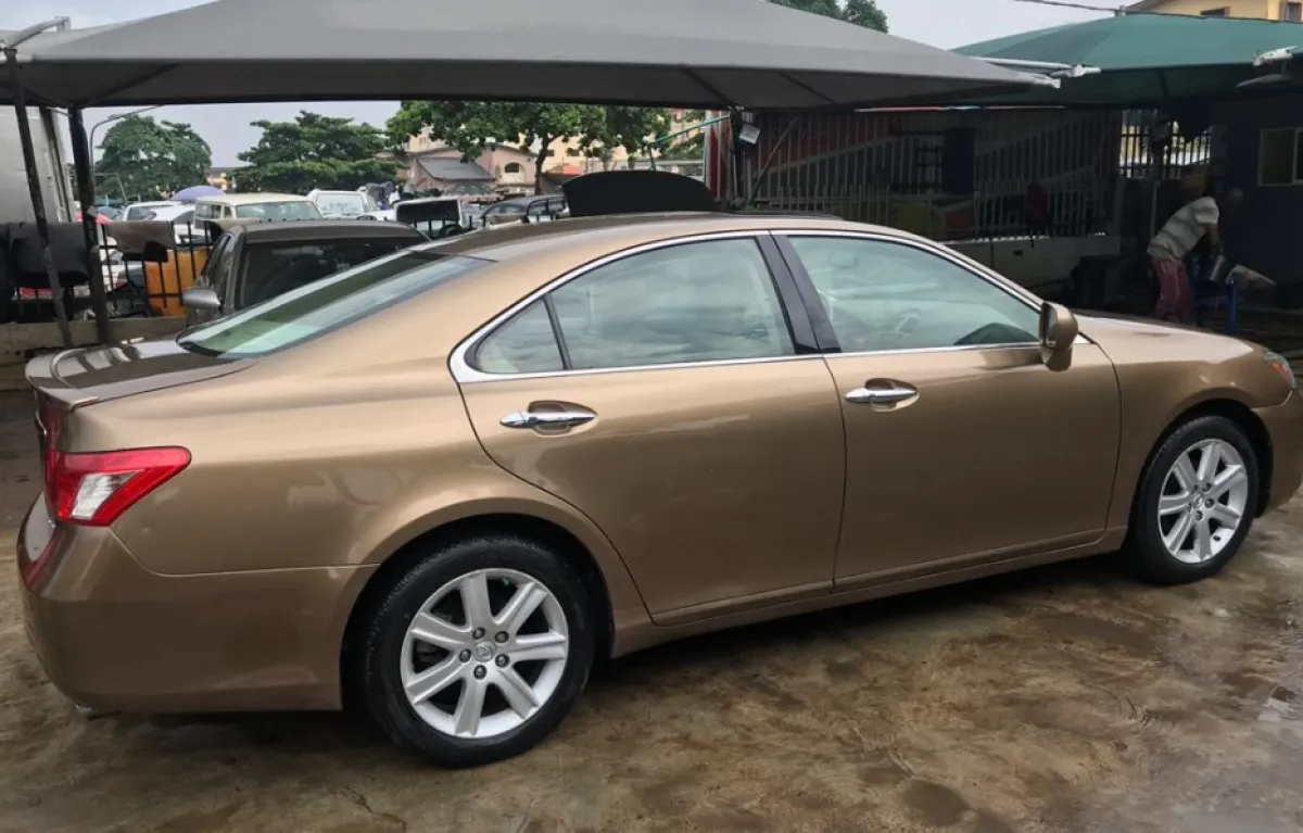 Lexus ES 350 - Image 5