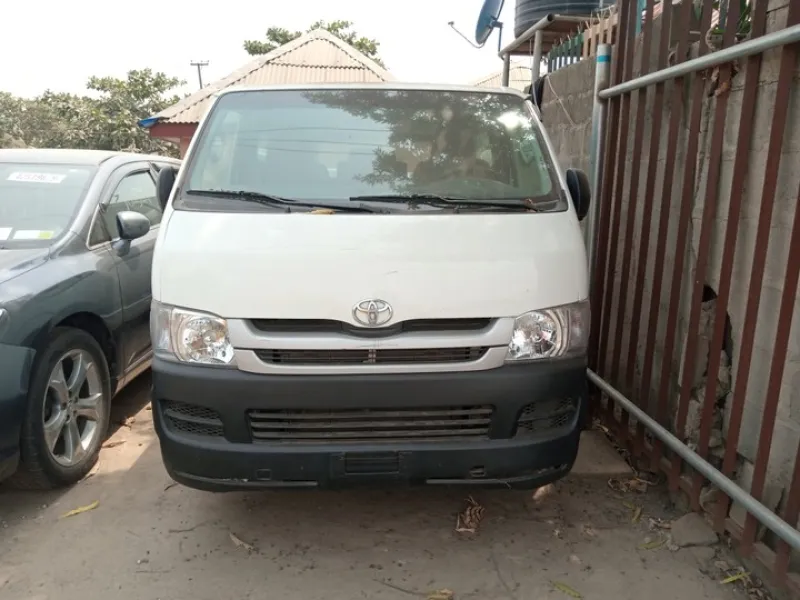 Tokunbo TOYOTA. Hiace Bus, Buy N Drive