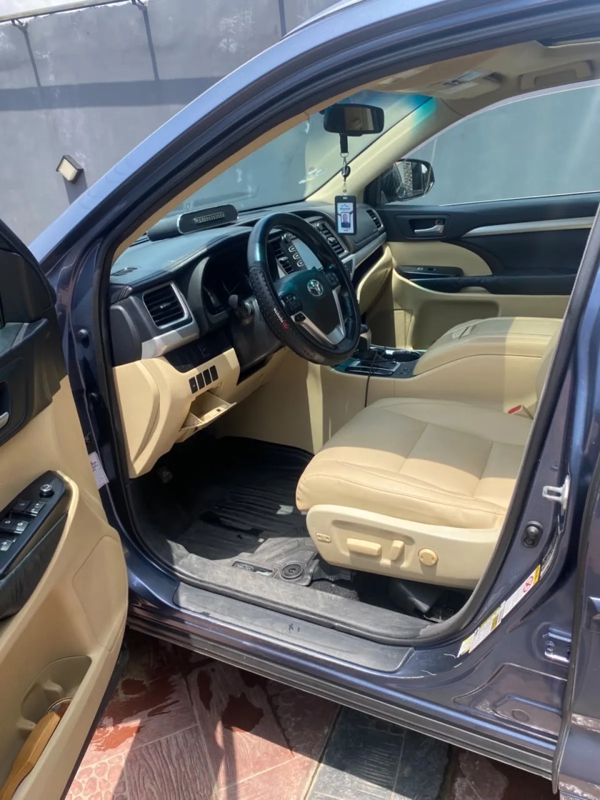 TOKS Standard 2015 Toyota Highlander XLE AWD(2023 Entry) - Image 2