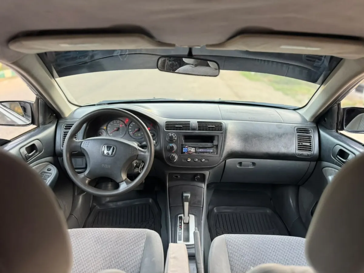 Belgium Standerd Honda Civic - Image 3