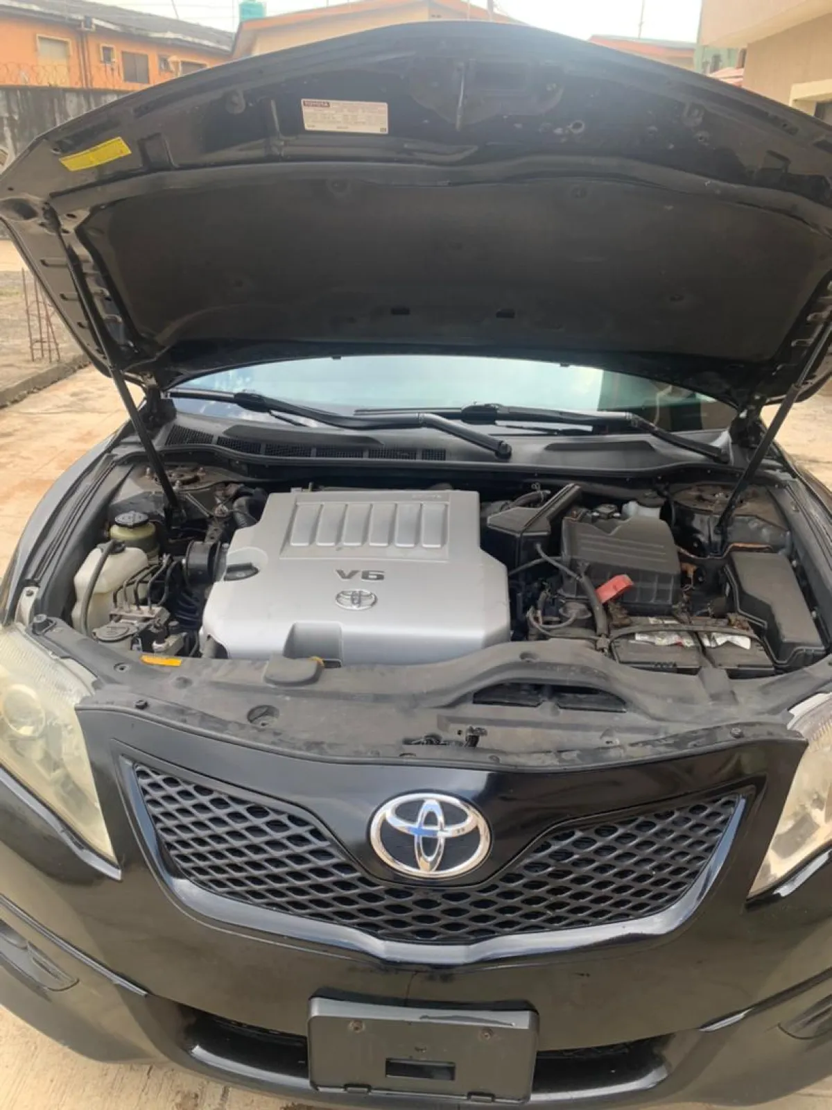 Toyota Camry sport 2010 Model For Sale - Image 4